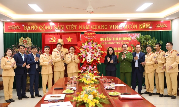 Tập trung bảo đảm trật tự, an toàn giao thông trước, trong và sau Tết